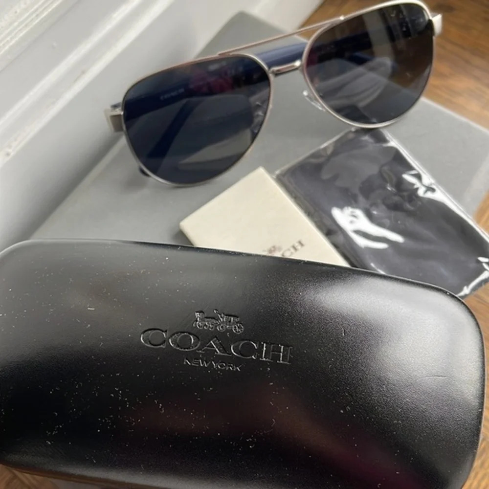 NWT Coach Aviator Sunglasses New w Tag & Case - Picture 11 of 12